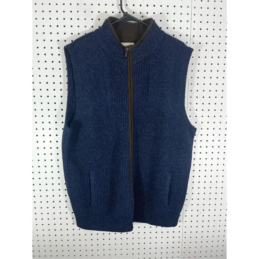 L.L Bean zip up lambswool vest